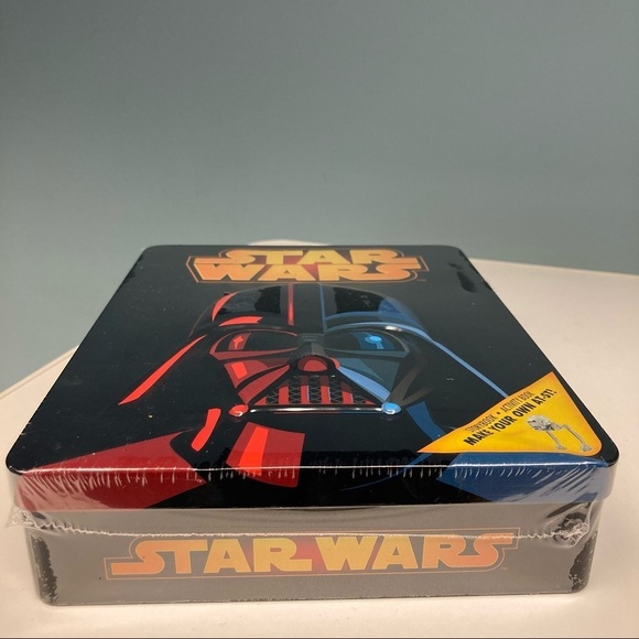 STARWARS Return of the Jedi Star Tin Box, Story Activity book & toy - Picture 4 of 5